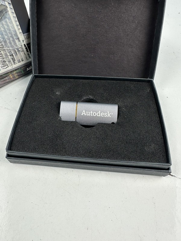 Autodesk Building Design Suite Ultimate 2013 USB FLASH DRIVE gallery