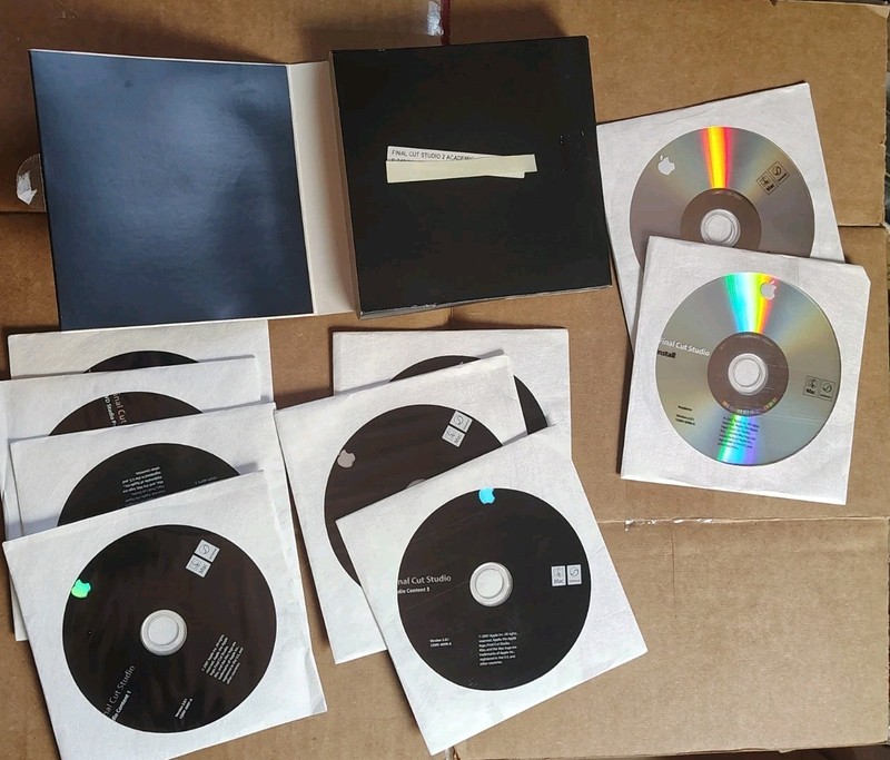 Final Cut Studio 2.0.1 Academic ~ 602-6257-A~9 Discs Vintage Edition from 2007