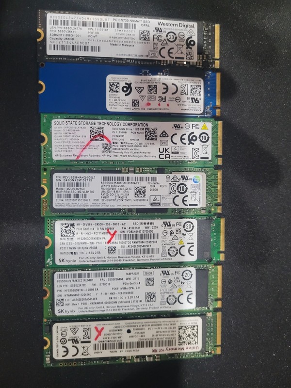 Mixed brand 256GB pcie NVMe M.2 SSD mixed brands has windows 11 home . gallery