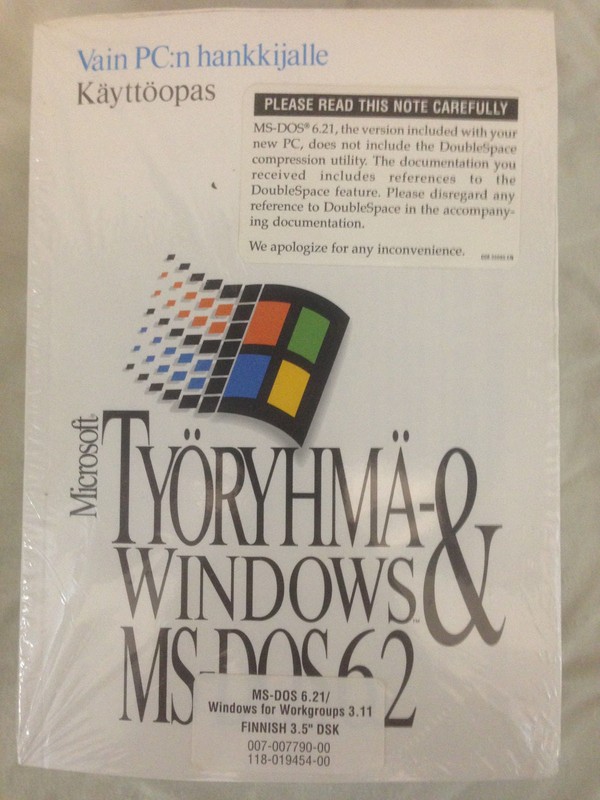 Finnish Microsoft Windows for Workgroups 3.11 & MS-DOS 6.21 Diskettes Manual