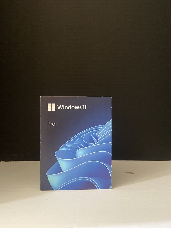 Microsoft Windows 11 Pro 64-Bit USB Flash Drive (HAV-00162)