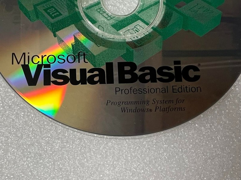 MICROSOFT Visual Basic 4.0 Professional Edition Disc W/CD KEY Windows PC 95 NT 3 gallery