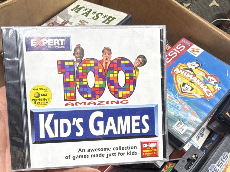 Expert Software 100 Amazing Kid’s Games CD-ROM for Windows 95/3.1