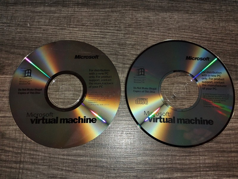 Large Lot Of 33 Microsoft CD-ROMs Productivity OS & Utility Discs for Windows PC gallery