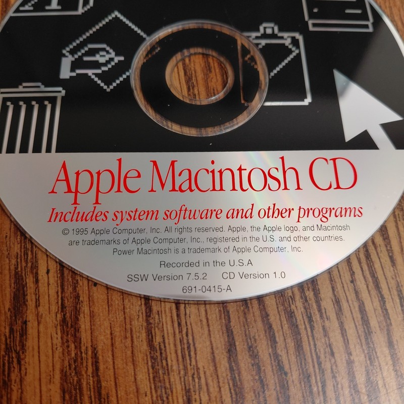 Apple Power Macintosh 7200/75 abd 7200/90 Restore CD 691-0415-A 1996 gallery