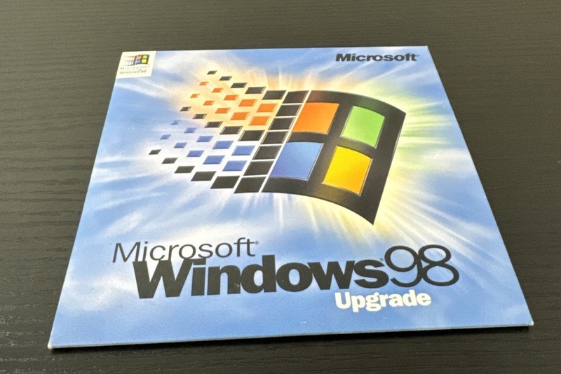 Microsoft Windows 98 Second Edition Upgrade Original Disc & Factory Sealed gallery