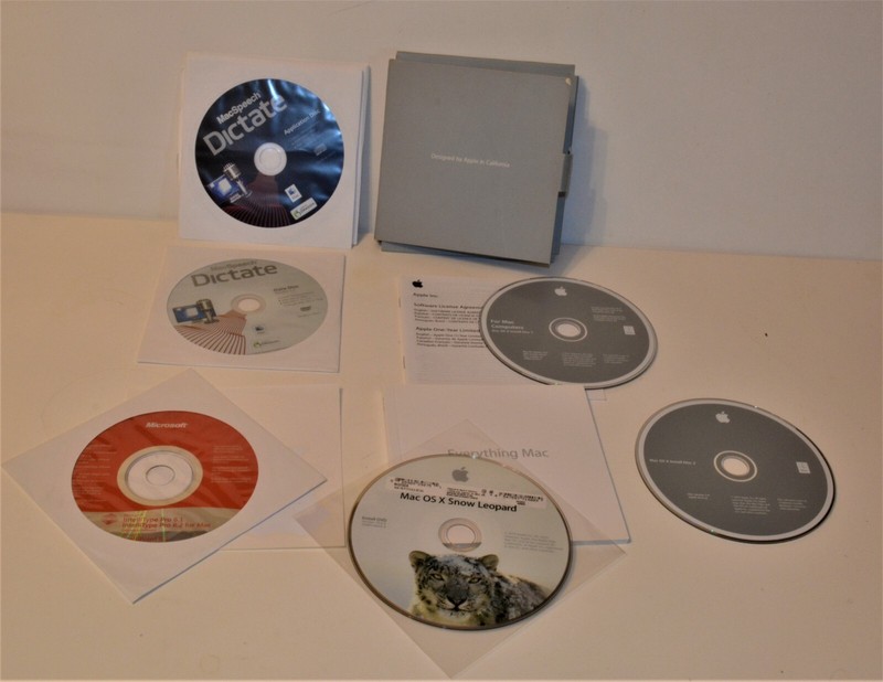 Apple Mac OS X Show Leopard bundle w IntelliType Pro & MacSpeech Dictate w paper