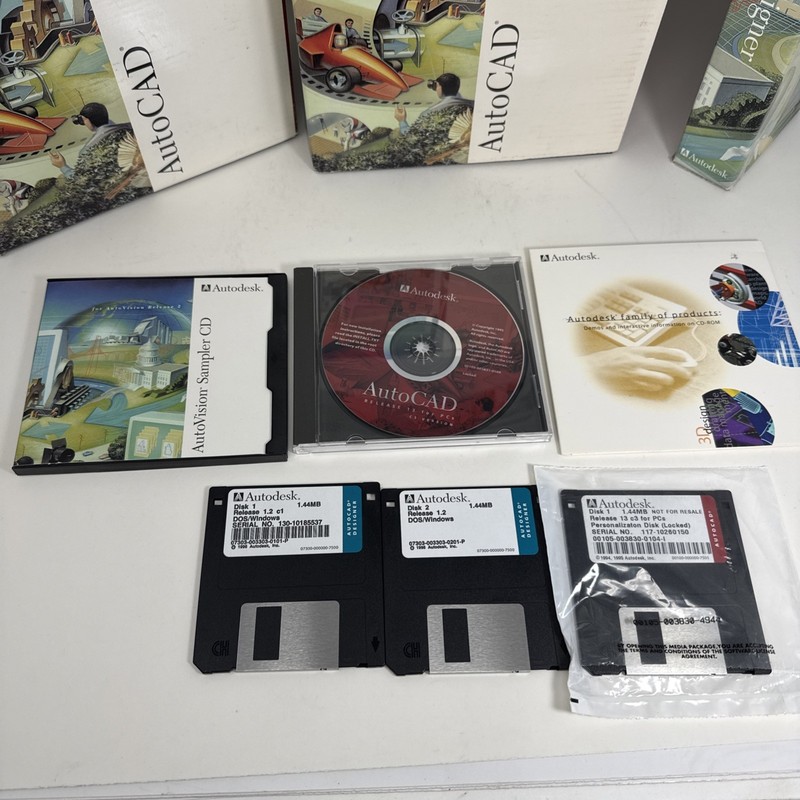 AutoCAD 13 Upgrade Autodesk Autocad Designer Autovision Floppy Disc Guide CD Lot gallery