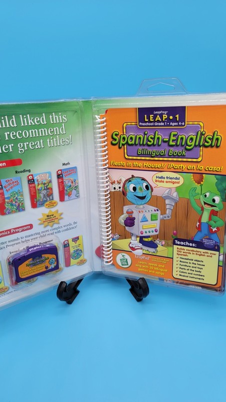 LeapPad 1st Grade Bilingual English Spanish Fiesta in the House Book & Cartridge gallery