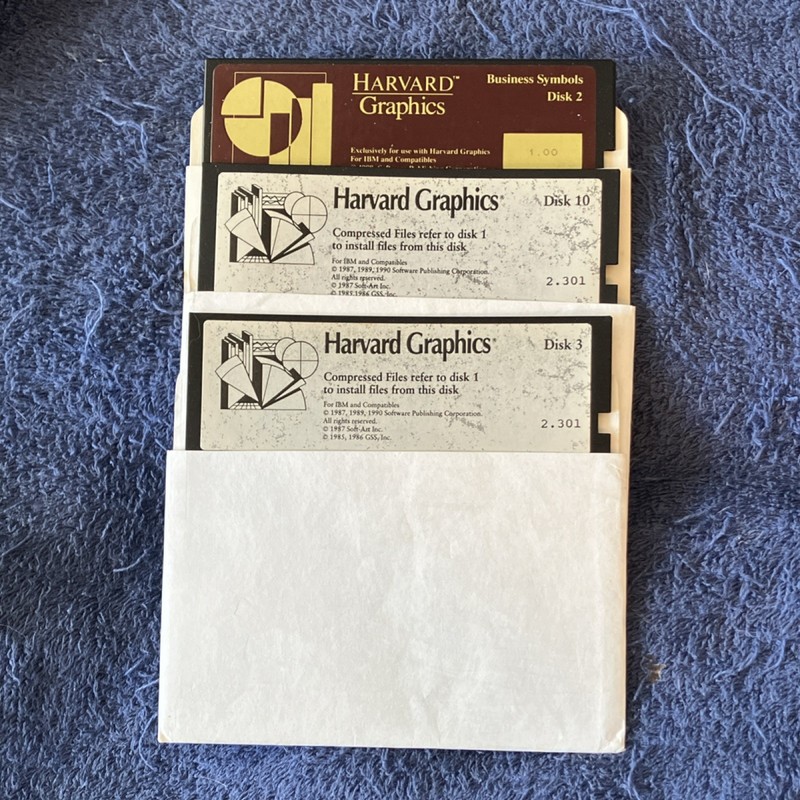 Vintage Harvard Graphics 2.301 3D Modeling 5.25″ Floppy Discs