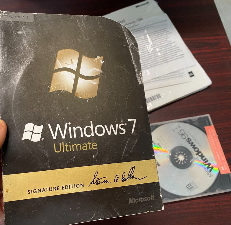 vintage Microsoft Windows 7 Ultimate Signature Edition & 95 sealed & 98 sealed gallery