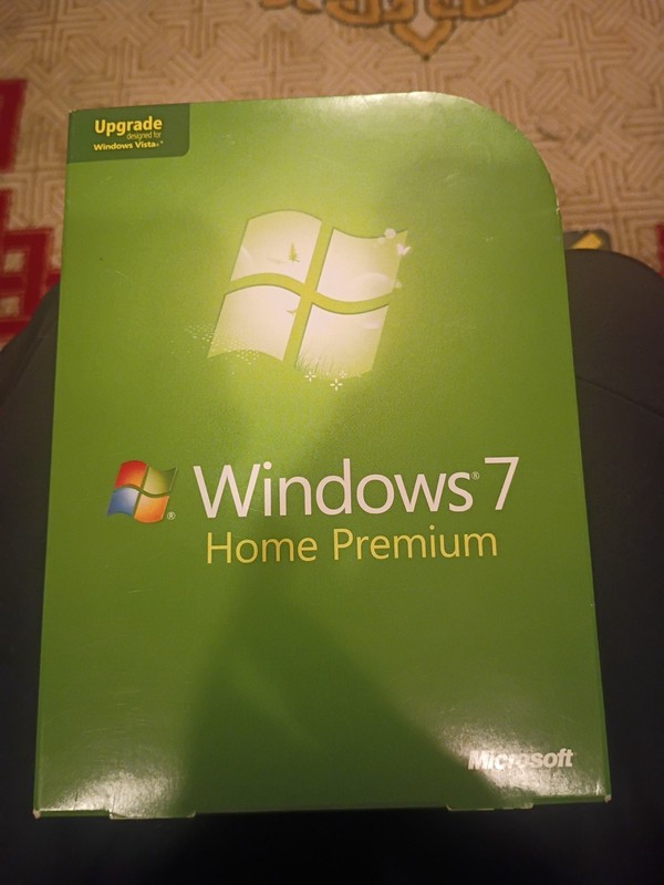 Windows 7 Home Premium Full 2 Disc- 32 Bit And 64 Bit With Case