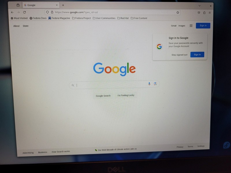Fedora 39 Workstation Bootable on 4G USB Stick! gallery