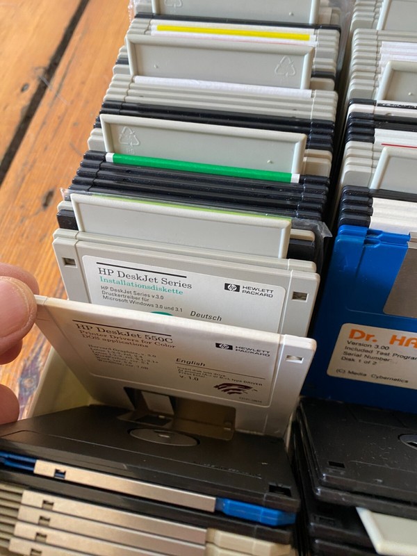Floppy Disks 3.5 Inch Windows Box Key 88x Drivers 1995 gallery