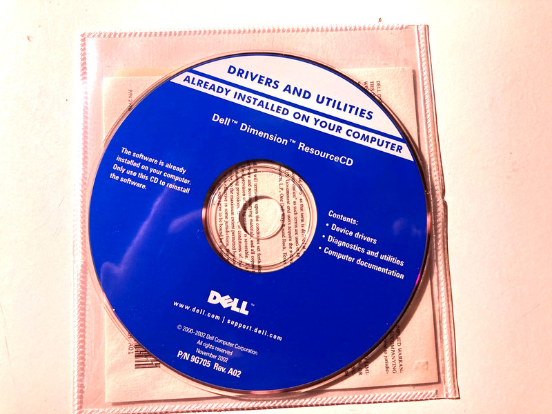 Six (6) - 2002 Dell Installation Discs; Drivers & Utilities; Roxio; CyberLink; gallery
