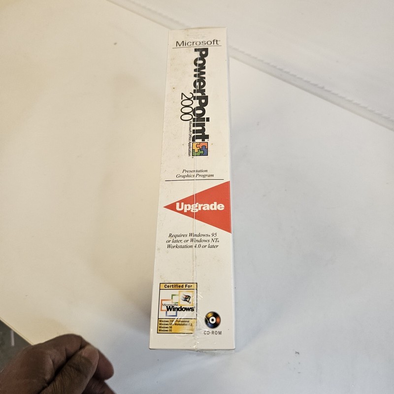 Microsoft PowerPoint 2000 Upgrade - Presentation Graphics Program NEW & Sealed gallery