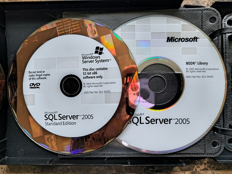 Microsoft SQL Server 2005 Standard RETAIL Box 5 CAL gallery