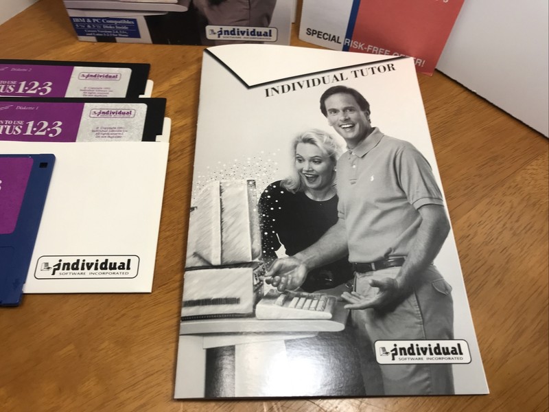**Vintage LEARN TO USE LOTUS 1-2-3 INDIVIDUAL SOFTWARE TUTOR RETAIL PACKAGE gallery
