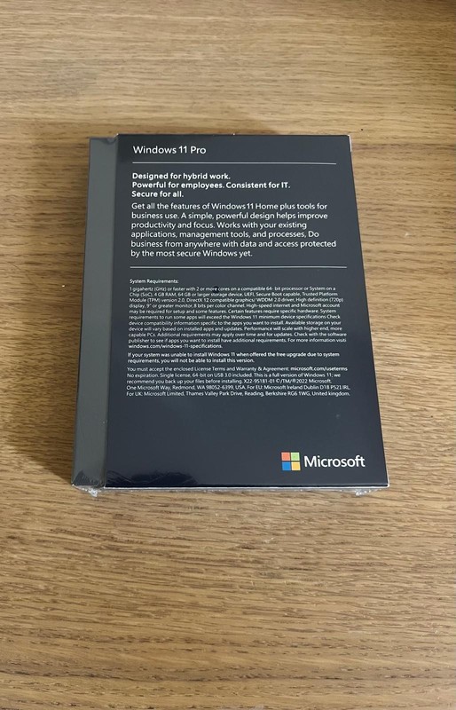 Microsoft Windows 11 Pro 64bit - New Sealed – Flash USB Retail -Original- 1 PC gallery