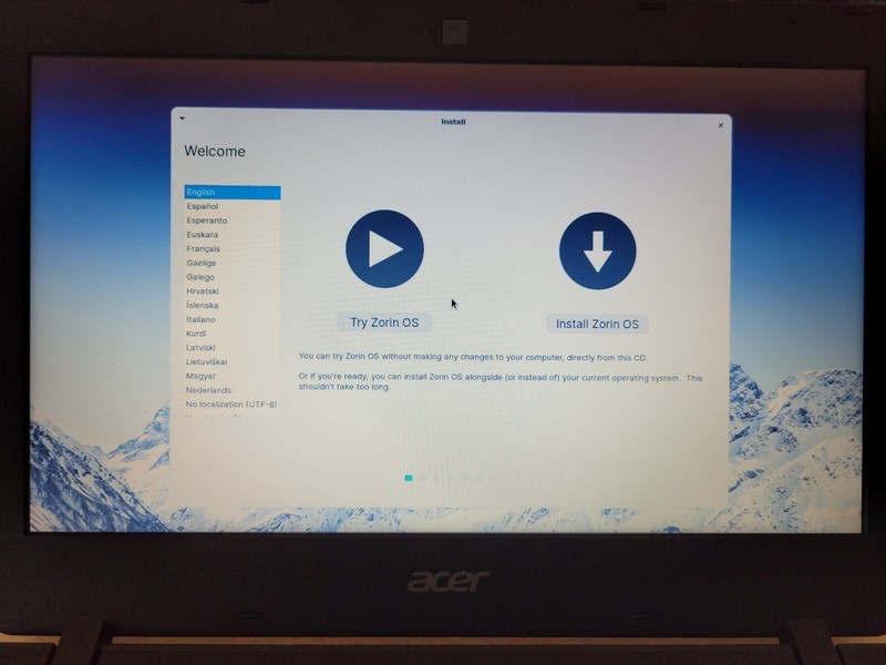 Zorin OS 16.2 Lite 64x Bootable Linux on 16G USB Stick! gallery