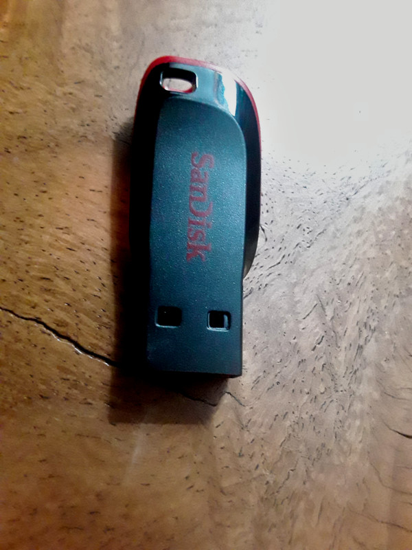 🐧 Linux + FREE Games 64GB USB 3] 🔐 Encrypted Persistence [Installed /Hi Qual] gallery