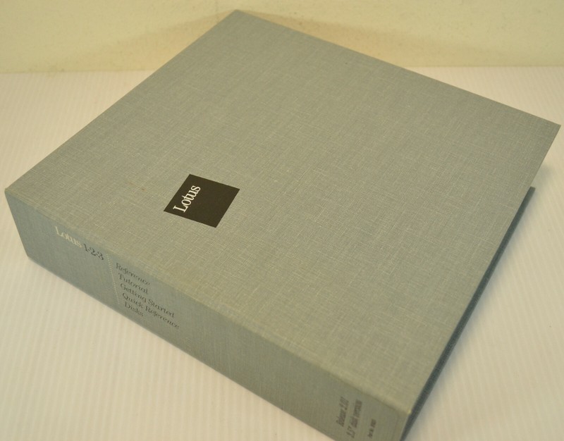 Vintage 1987 Lotus 123 Version 2.01 3.5″ Disk Software for IBM