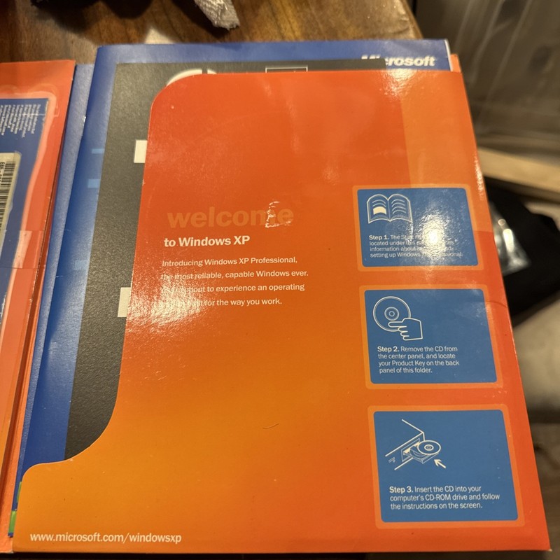 Microsoft Windows XP Professional 2002 Upgrade COMPLETE Key & Disc 💯 Guaranteed gallery