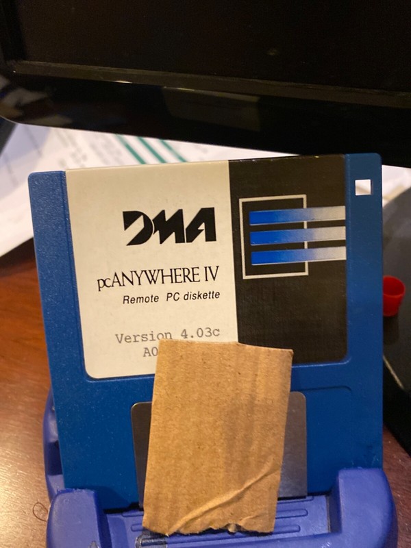 VINTAGE BRAND NEW AND UNUSED. pcANYWHERE IV ver 4.03c. Host and Remote disksKey gallery