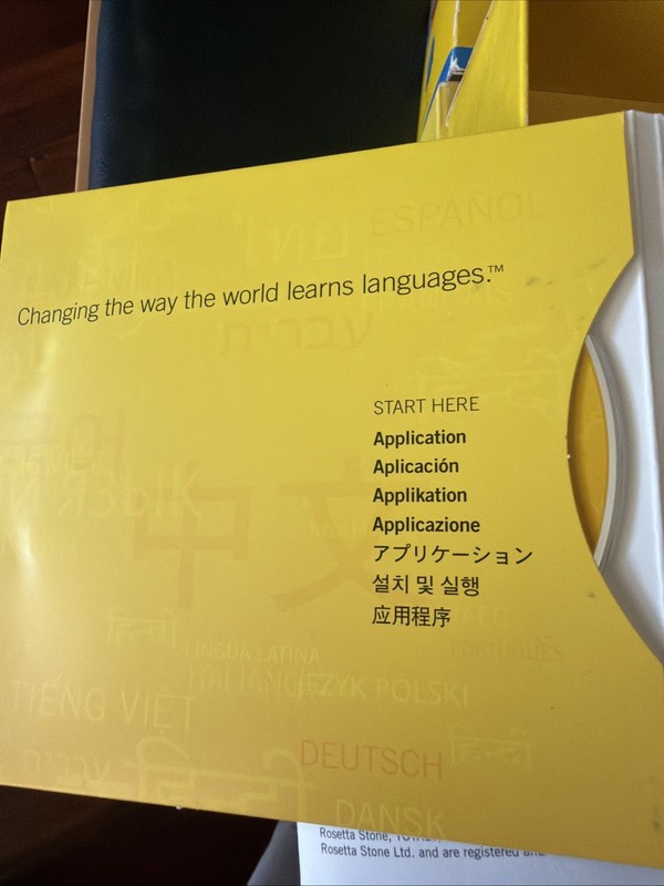 ROSETTA STONE Filipino (Version 4) 4 Disc Level 1, 2, & 3 COMPLETE W/Access Card gallery
