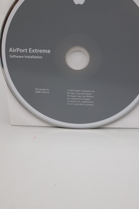 2004 Macintosh Mac AirPort Extreme Version 4.1 Software Installation CD-ROM gallery