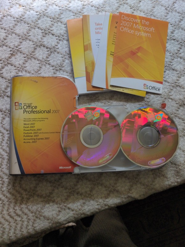 Microsoft Office 2007 Professional Full English Retail Version, Product Key