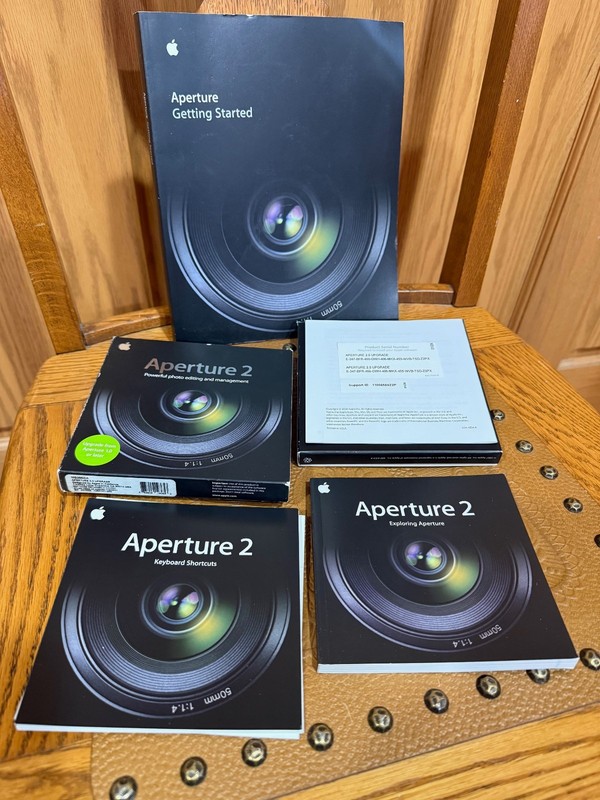 Adobe Photoshop CS3 MAC UPGRADE CD with Serial Number, Getting Started Guide