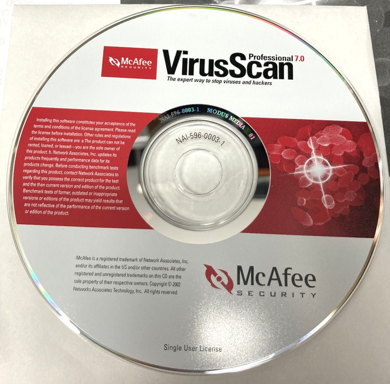 McAfee Internet Security Suite + McAfee VirusScan - Vintage Software Win 98/XP gallery