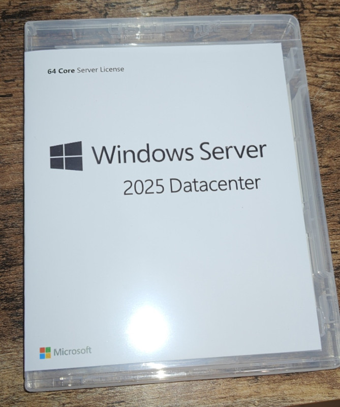 Windows Server 2025 Datacenter – 64 Core / Unltd VMs License (DG7GMGF0PWHD:0001)