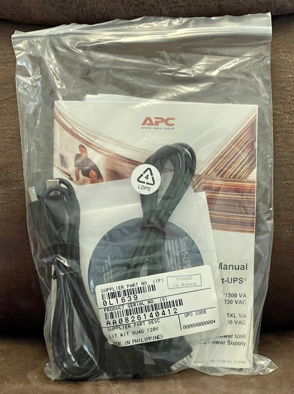APC – Smart-UPS User’s Manual & LIT KIT – 120 p/n 0L1639 l👀k