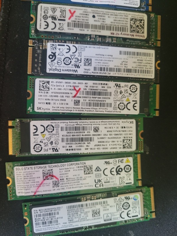 Mixed brand 256GB pcie NVMe M.2 SSD mixed brands has windows 11 home . gallery