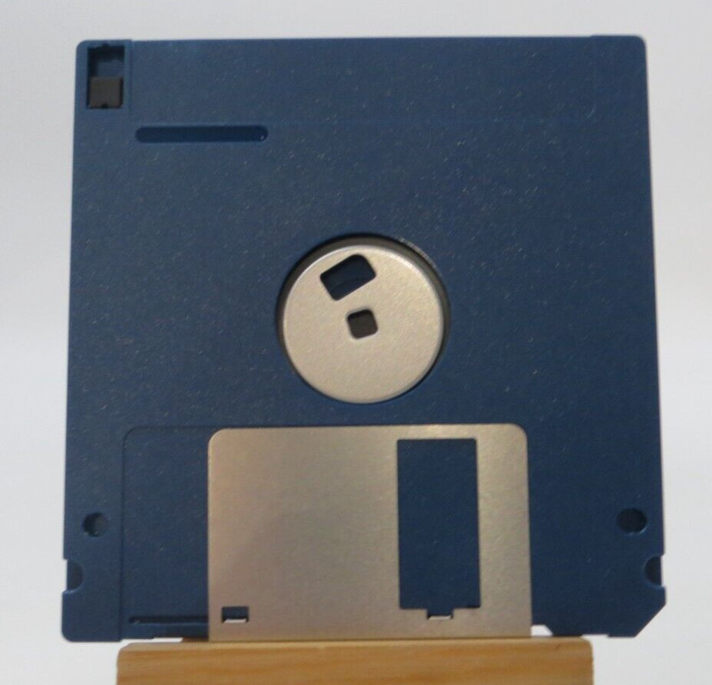 3.5" Floppy Disk Micro Star SPANISH TUTORIAL vintage computer program disc gallery