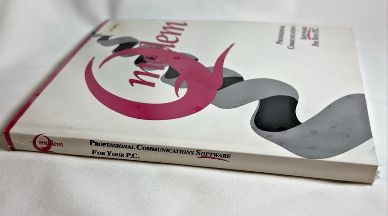 VTG Qmodem Professional Communication Software 5.25 Diskette, Factory Sealed gallery