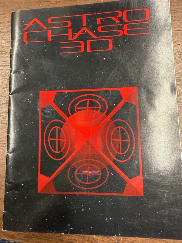 Vintage Macintosh software : Astro Chase 3D - Manual and Software gallery