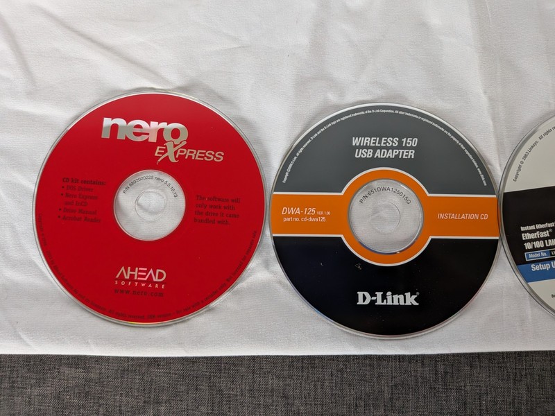 LOT OF 4 VINTAGE PC COMPUTER SOFTWARE D-Link Nero Multilink Linksys gallery