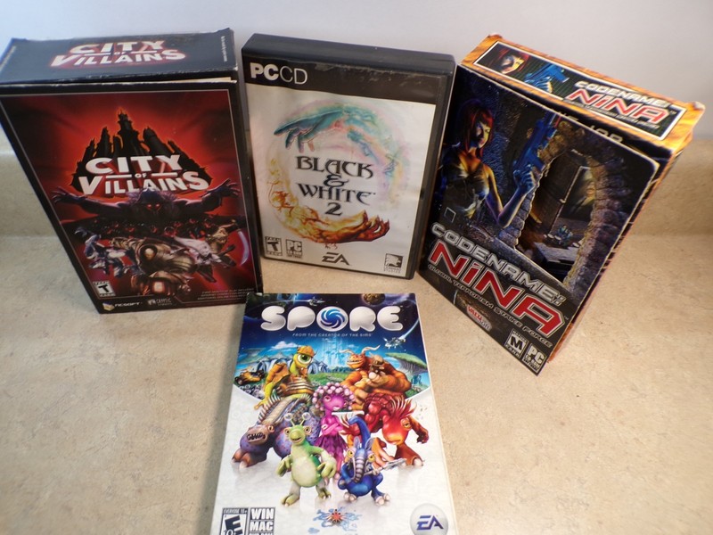 Lot of various software for PC City of Villains Spore Codename Nina SimCity gallery