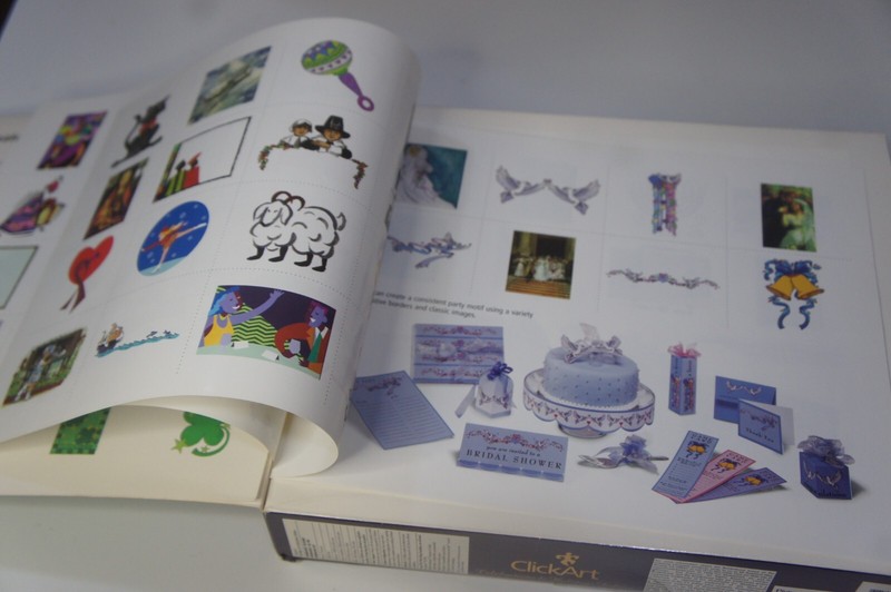 PC Big Box Broderbund Deluxe PrintShop Essentials ClickArt Celebrations Holidays gallery