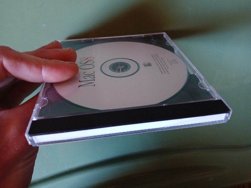 Apple Mac OS 8 OS8 CD Disc (Macintosh, 1997) Version 8.0 691-1600-A gallery