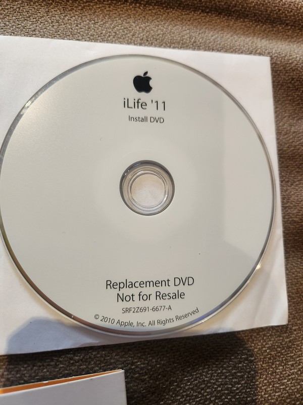 Microsoft Office Mac 2008 & iLife 11 2010 Discs gallery