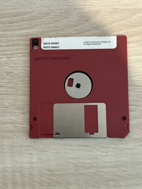 Amiga C V1.1 Software 3.5" Floppy Disk gallery