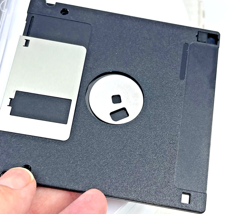 VTG AutoCadlt For Windows 95 Cd And Floppy Disk Bundle gallery