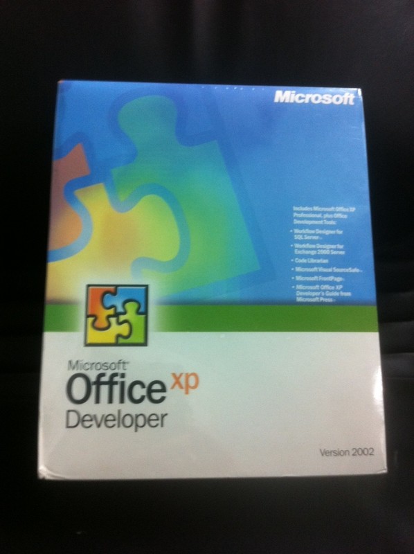Microsoft Office XP / 2002 Developer, Retail, English with VAT Invoice
