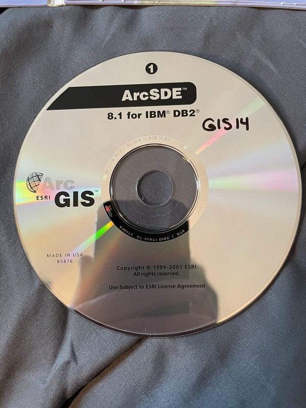 ArcGIS Media Kit ArcSFE 8 & Disc Set Geographical Information System