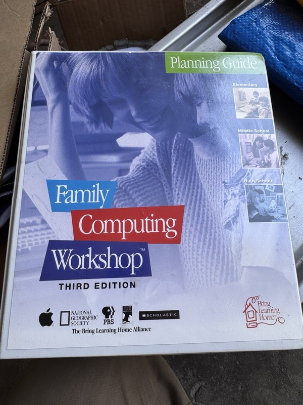 1997 Apple Computer Family Computing Workshop ClarisWorks Groiler Kidpix Mac/PC