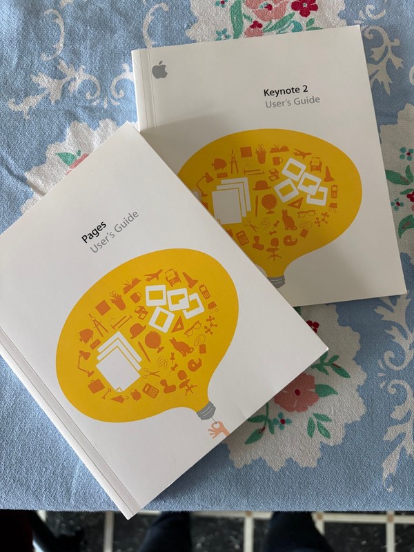 Replacement Manuals Keynote 2 + Pages User Guide Apple Mac OSX Tiger Panther